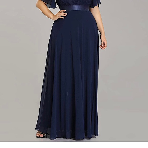 Navy blue bridesmaid/ party dress, floor length, short sleeves.NWT - Picture 1 of 3